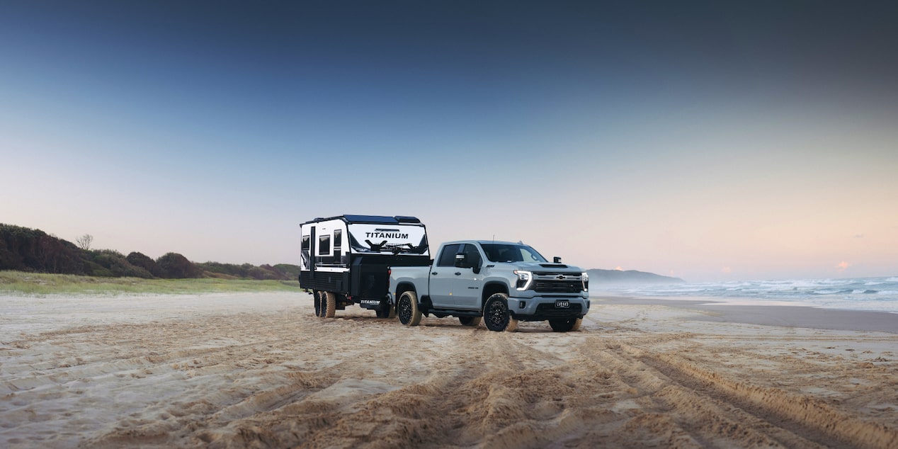 Chevrolet Silverado HD Header Desktop Alt